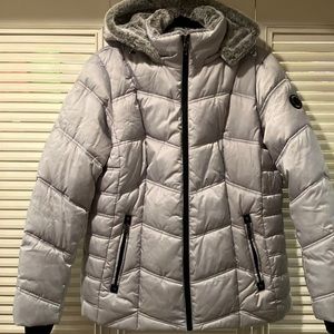NAUTICA warm winter coat, amazingly comfortable with soft fur hood, zip pockets.